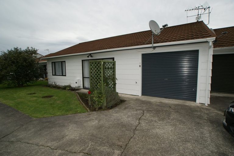 Photo of property in 2/23 Craig Road, Outer Kaiti, Gisborne, 4010