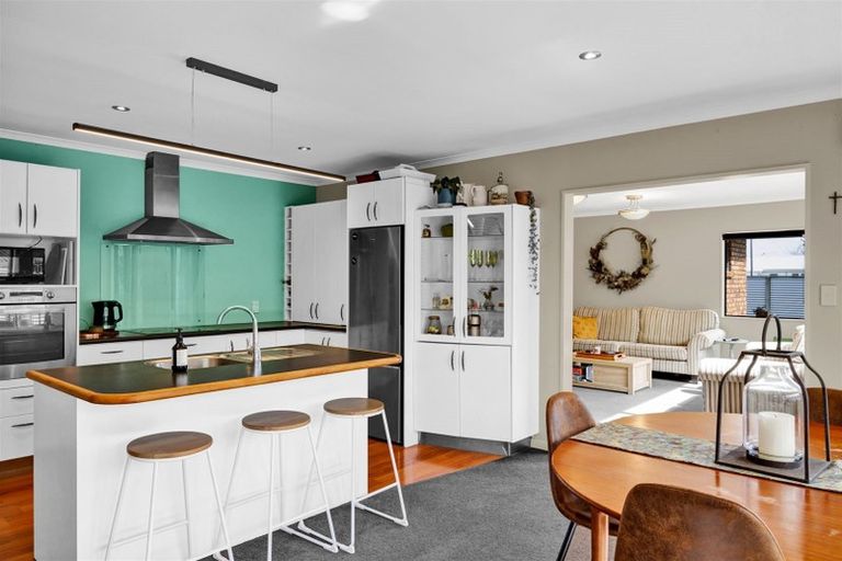 Photo of property in 30c Egmont Street, Hawera, 4610