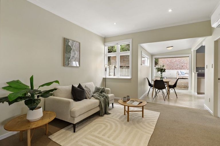 Photo of property in 74 Para Street, Miramar, Wellington, 6022