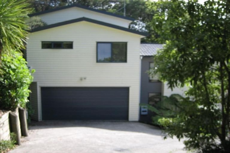 Photo of property in 79g Rangatira Road, Beach Haven, Auckland, 0626