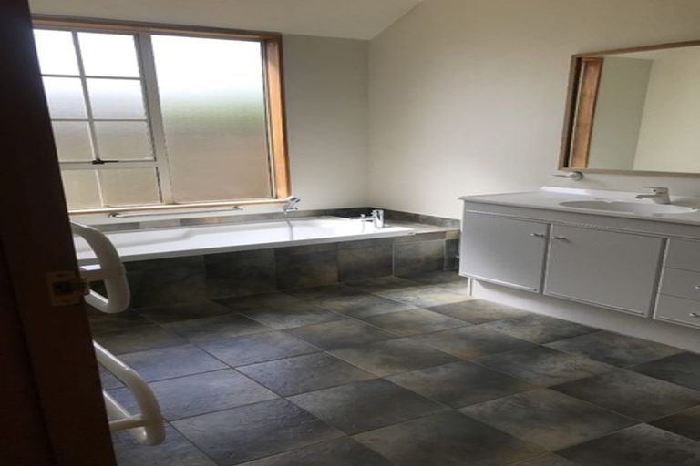 Photo of property in 23 Coleraine Street, Cromwell, 9310