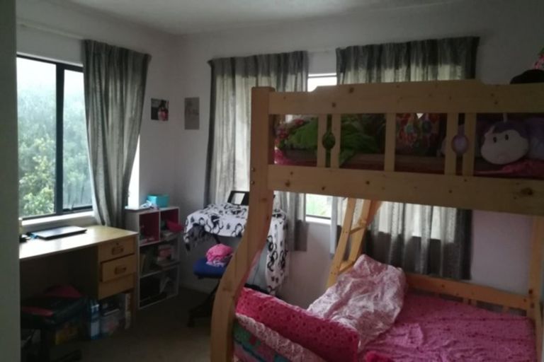 Photo of property in 86 Gosford Drive, Botany Downs, Auckland, 2010