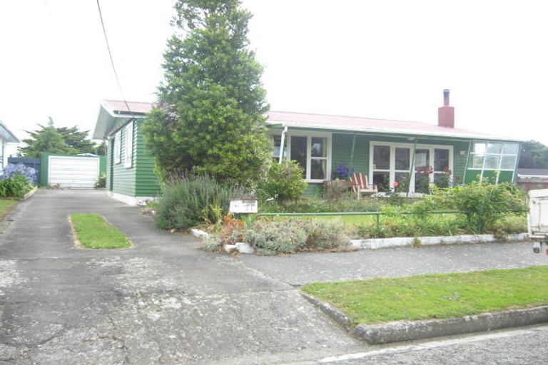 Photo of property in 21 Hamilton Street, Pahiatua, 4910