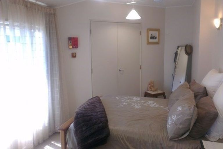 Photo of property in 82b Charles Street, Westshore, Napier, 4110