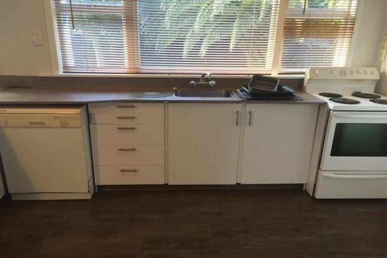 Photo of property in 15 Reginald Street, Burwood, Christchurch, 8083