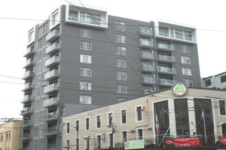 Photo of property in Bellagio Apartments, 11e/39 Taranaki Street, Te Aro, Wellington, 6011
