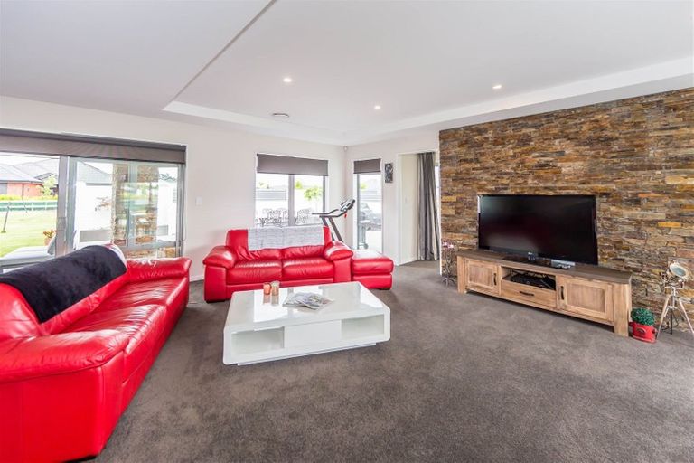 Photo of property in 108 Shepherd Avenue, West Melton, 7618