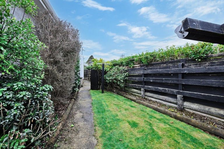 Photo of property in 66 Gloucester Street, Waikiwi, Invercargill, 9810