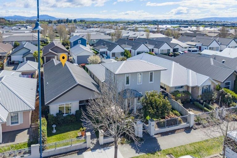 Photo of property in 84 Pegasus Boulevard, Pegasus, 7612