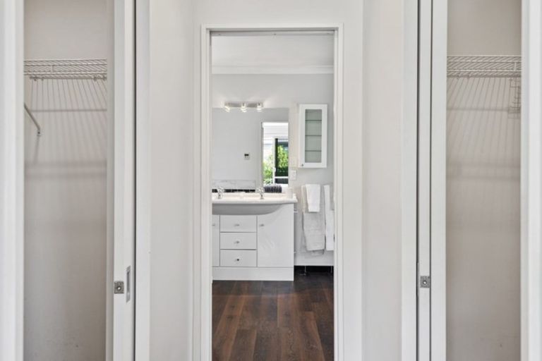 Photo of property in 3 Belgrove Place, Parklands, Christchurch, 8083