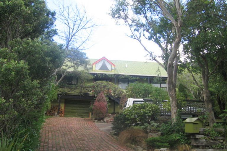 Photo of property in 39 Viewmont Drive, Harbour View, Lower Hutt, 5010