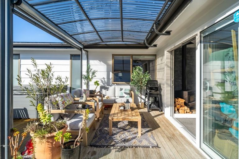 Photo of property in 19 Penryn Drive, Camborne, Porirua, 5026