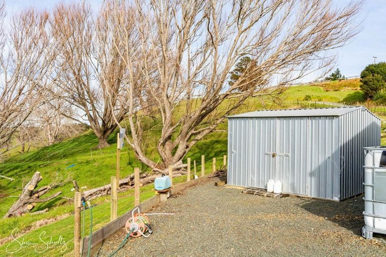 Photo of property in 16 Nikau Lane, Maungaturoto, 0520