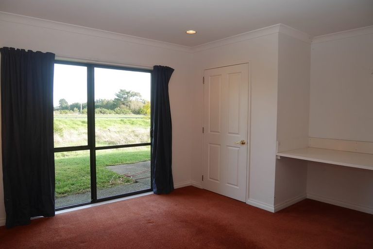 Photo of property in 12 Te Horo Beach Road, Te Horo, Otaki, 5581