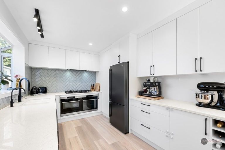 Photo of property in 35 Park Road, Belmont, Lower Hutt, 5010