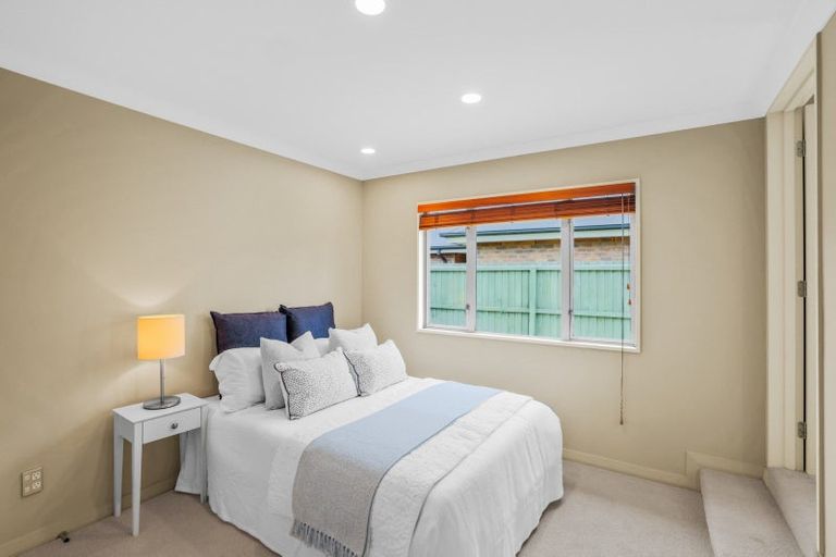 Photo of property in 24 Crombie Green, Northwood, Christchurch, 8051