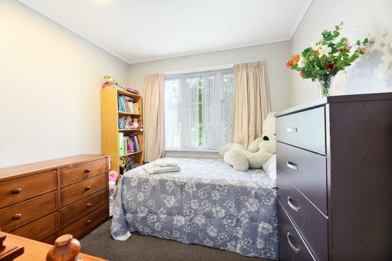 Photo of property in 7 Enderby Drive, Te Atatu Peninsula, Auckland, 0610