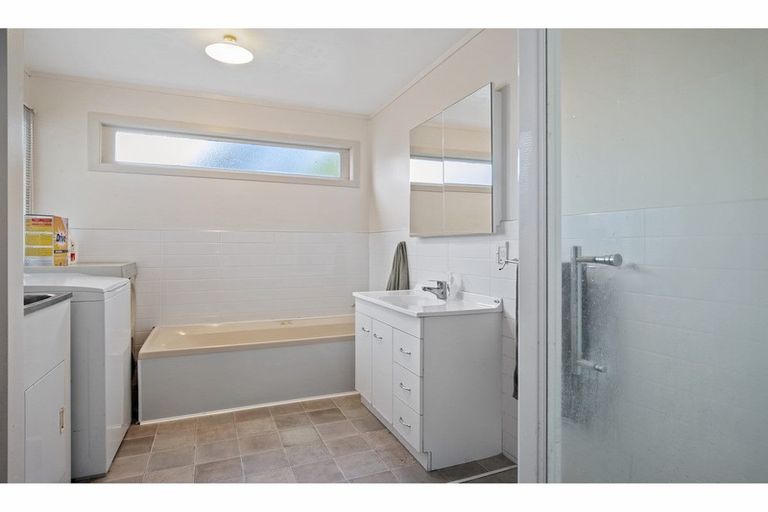 Photo of property in 66 Mclarin Road, Glenbrook, Waiuku, 2681