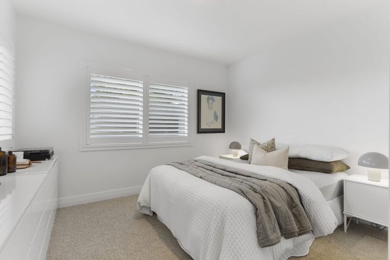 Photo of property in 3 Francis Avenue, Stanmore Bay, Whangaparaoa, 0932