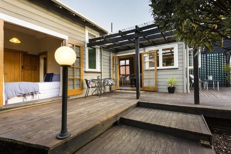 Photo of property in 188 Victoria Road, Saint Clair, Dunedin, 9012