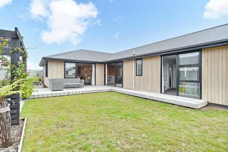 Photo of property in 53 Arahura Road, Pegasus, 7612