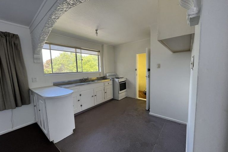 Photo of property in 1/158 Kings Crescent, Hutt Central, Lower Hutt, 5010