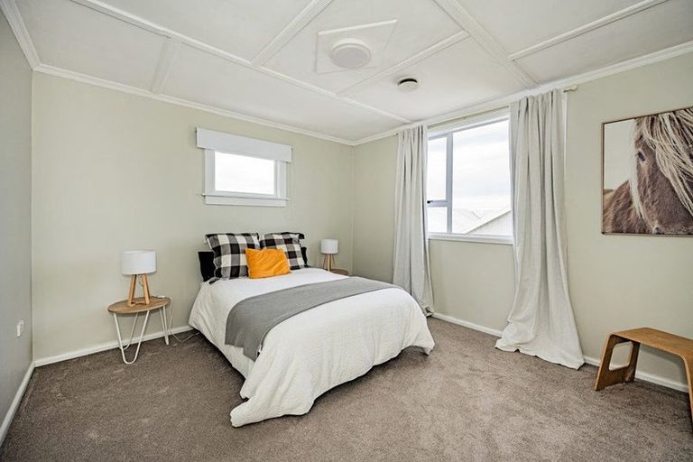 Photo of property in 16a Clyde Street, Oamaru North, Oamaru, 9400