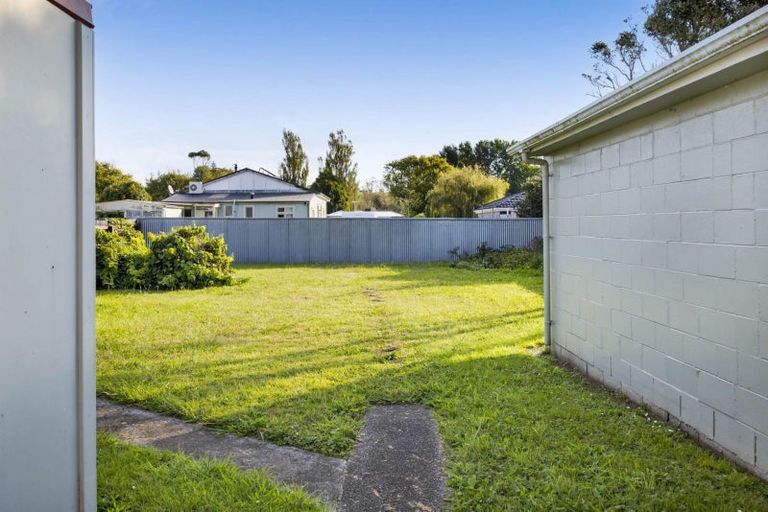Photo of property in 27 Strange Street, Waitara, 4320