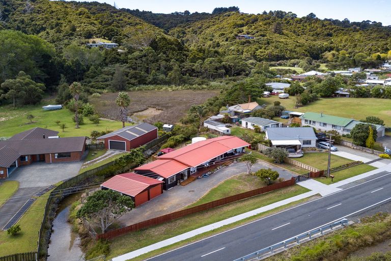 Photo of property in 562 Leigh Road, Whangateau, Warkworth, 0985