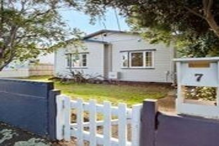 Photo of property in 7 Huia Street, Petone, Lower Hutt, 5012