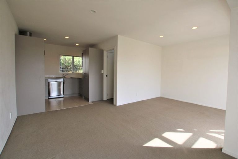 Photo of property in 5/37 Waipa Street, Birkenhead, Auckland, 0626