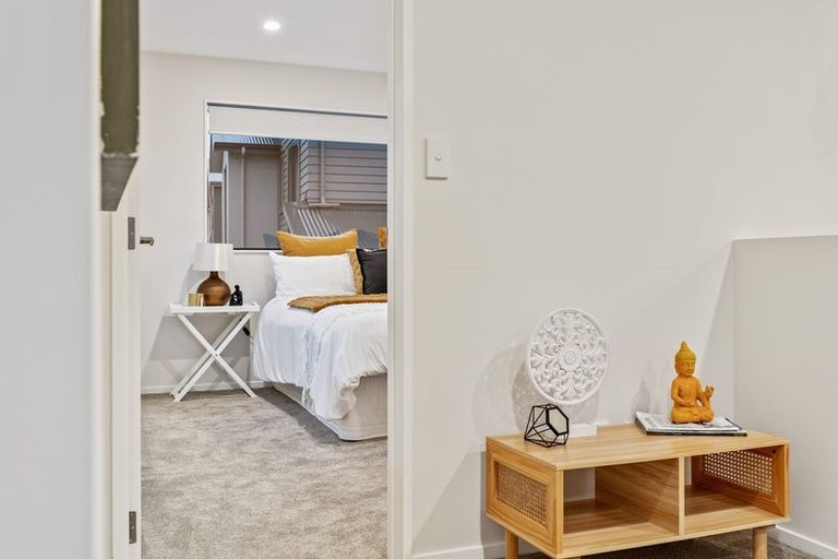 Photo of property in 79a Granville Drive, Massey, Auckland, 0614