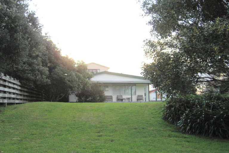 Photo of property in 123 Tangaroa Road, Whangamata, 3620