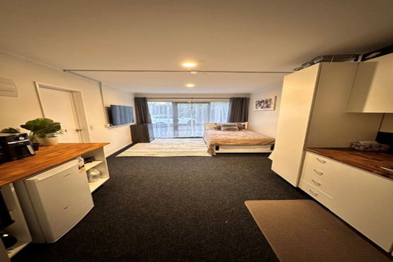 Photo of property in 2b Glen Road, Ranui, Auckland, 0612