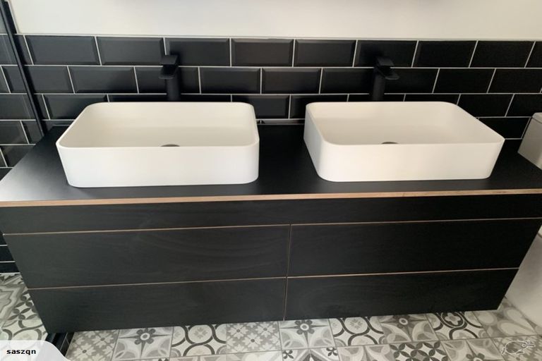 Photo of property in 120 Stone Street, Wanaka, 9305