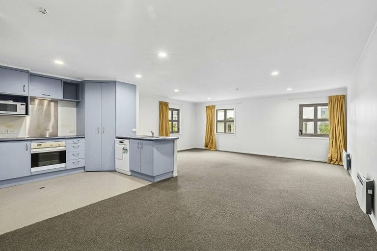 Photo of property in 2/97 Boulcott Street, Wellington Central, Wellington, 6011