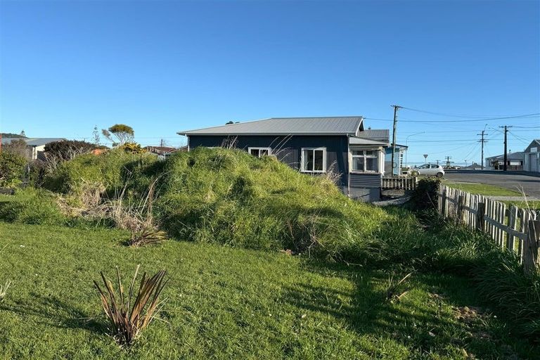 Photo of property in 9 Newcastle Street, Cobden, Greymouth, 7802