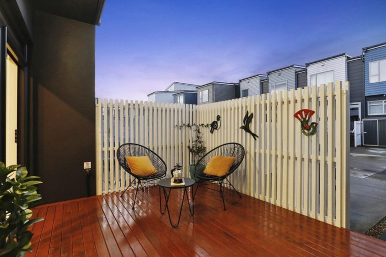 Photo of property in 14 Mollusc Road, Hobsonville, Auckland, 0616