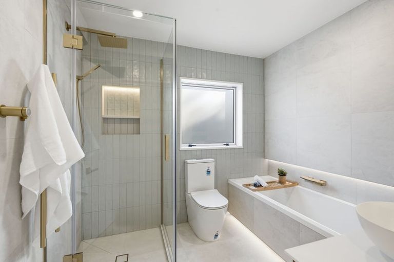 Photo of property in 139 Memorial Avenue, Burnside, Christchurch, 8053