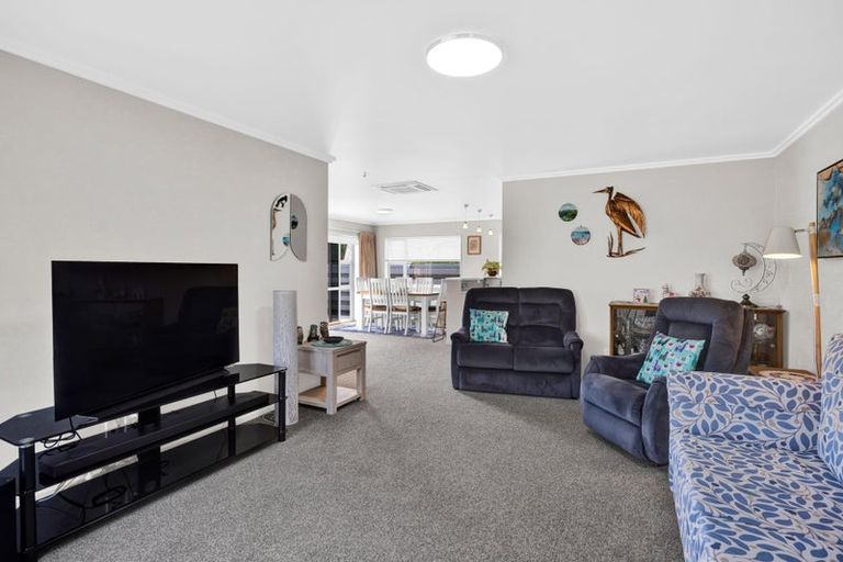 Photo of property in 11 Grey Street, Hawera, 4610