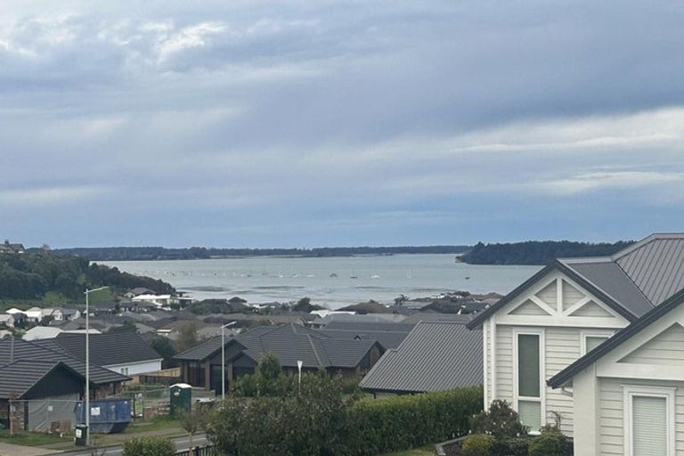 Photo of property in 4 Kuaka Rise, Omokoroa, 3114