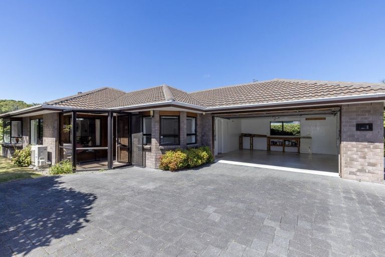 Photo of property in 52 Matatua Road, Raumati Beach, Paraparaumu, 5032