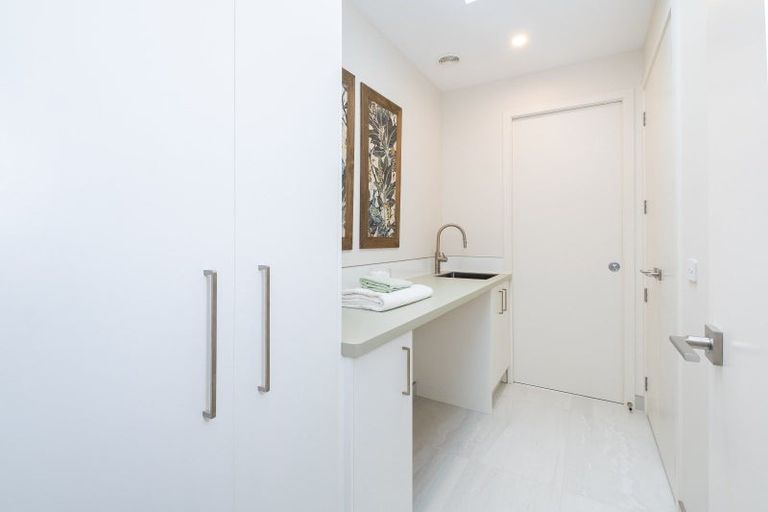 Photo of property in 79 Brookvale Road, Havelock North, 4130