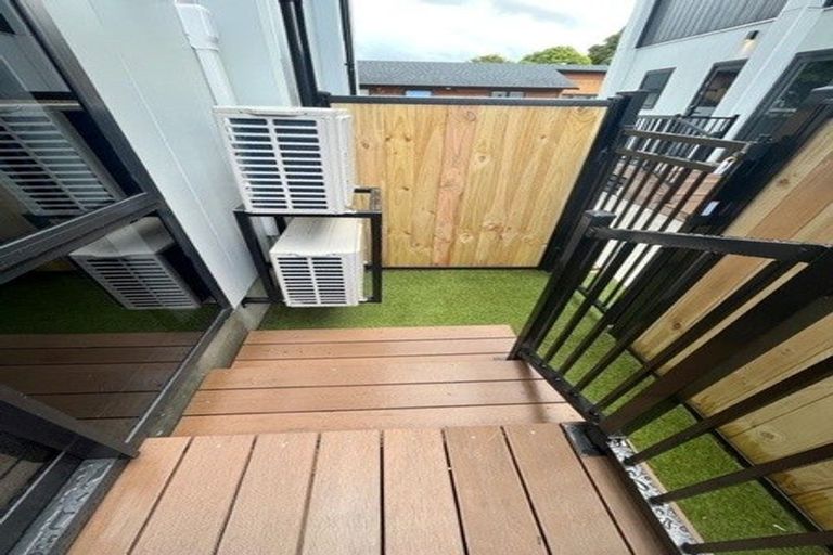 Photo of property in 2/41 Collingwood Street, Waterloo, Lower Hutt, 5011