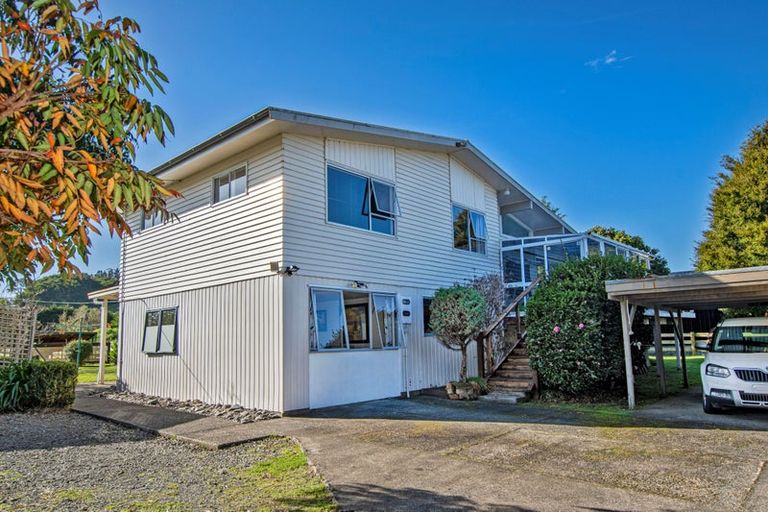 Photo of property in 9 Sands Road, Glenbervie, 0173