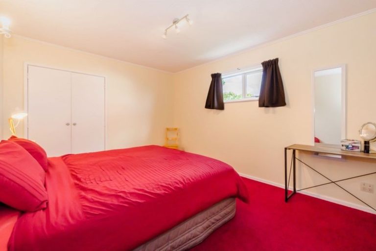 Photo of property in 93 Winara Avenue, Waikanae, 5036