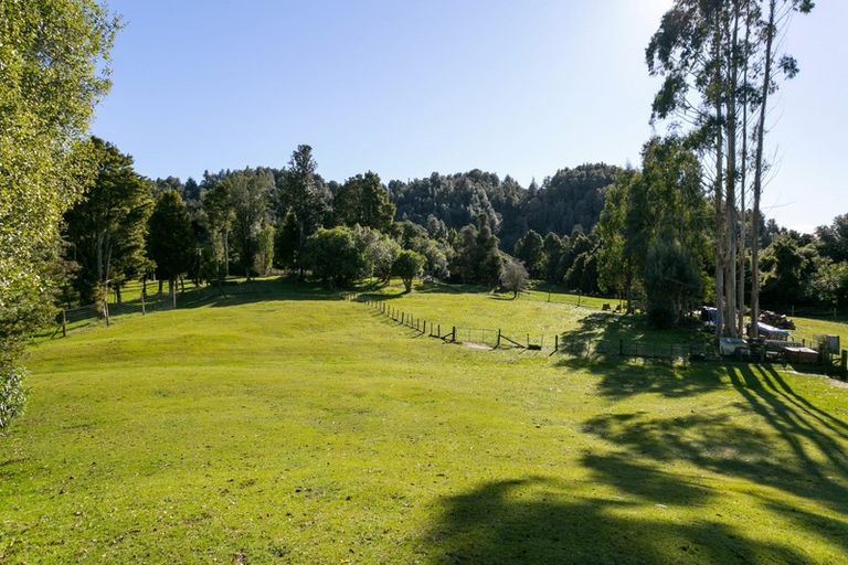 Photo of property in 4/67 Forest Road, Oruanui, Taupo, 3384