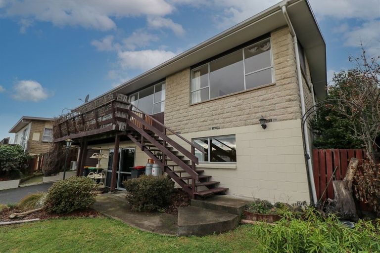 Photo of property in 15 Clyde Carr Crescent, Waimataitai, Timaru, 7910