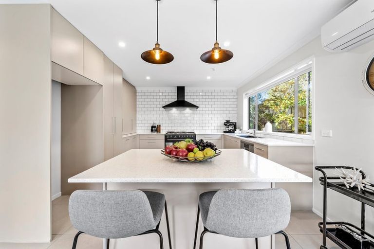 Photo of property in 114a Stanmore Bay Road, Stanmore Bay, Whangaparaoa, 0932