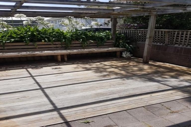 Photo of property in 2/31 Mana Avenue, Titahi Bay, Porirua, 5022